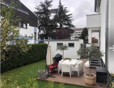 Familiengeeignete 5,5 Zimmer Wohnung mit Garten und Garage am Rand von Bessungen