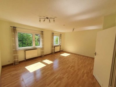 Helle 3-4-Zimmer-Wohnung in Frankfurt Höchst, renoviert, provisionsfrei, Erbpacht