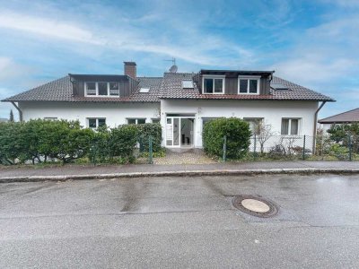 Privates Erbbau: große 3-Zimmerwohnung in kleinem Mehrfamilienhaus mitten im Grünen Zähringen