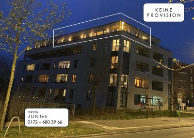 Exklusives Penthouse mit 60m2 Dachterrasse und großer Lichtkuppel.