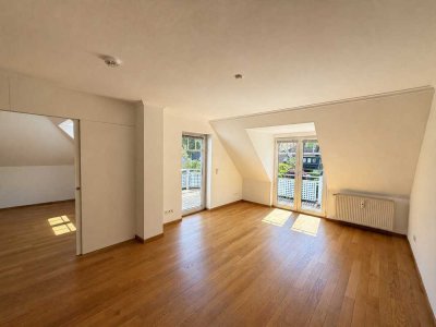 Courtagefrei: Moderne 4-Zi.-Maisonette mit viel Licht & Top-Lage nahe AEZ