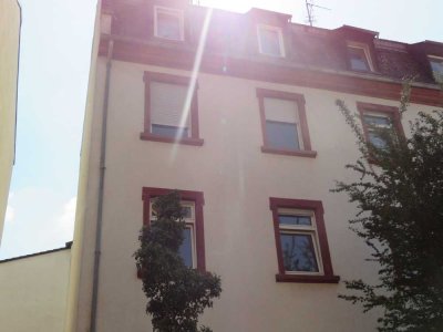 RB2! Moderne 3-Zimmerwohnung in Unterliederbach!