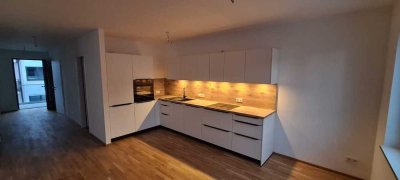 Neubau 3 Zimmer inkl. EBK