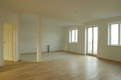 *** Deine Chance * 4 Zimmer * DG *  2 Bäder * Balkon * Plagwitz * ab 15.09.2025 ***