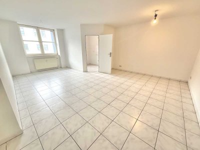 Große 3 Zimmerwohnung in ruhiger Lage, Gutschein über 500,00 € für Sie