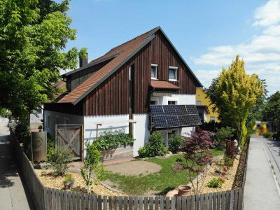 Charmantes Stadthaus mit Carport und Teilkeller im Zentrum von Burglengenfeld