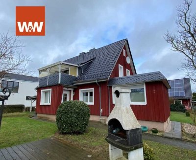 Geräumiges Haus, 2 WE, Keller, Nebengebäude
 - neuer Preis -