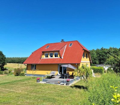 Traumdomizil auf der Ostsee Insel Rügen, unverbaubar, vollunterkellert, Einliegerwohnung