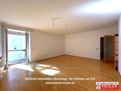 +++ 73 m² EIGENTUMSWOHNUNG +++ 2 Zimmer, Küche, Bad, Balkon, Kellerabteil, KFZ-Stellplatz.