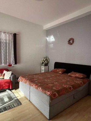 Gepflegte 2-Zimmer Wohnung mit Balkon in Oftersheim