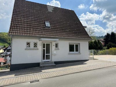 Einfamilienhaus in schöner Hanglage in Birkenau