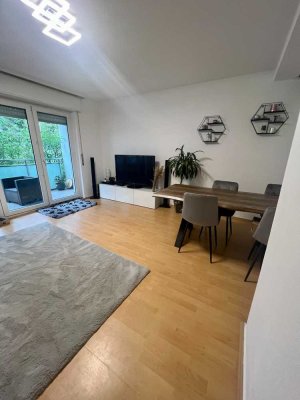 schöne 2-Zimmer-Wohnung mit Balkon
