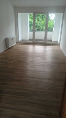 2-Zimmer Wohnung mit Balkon in super Lage!