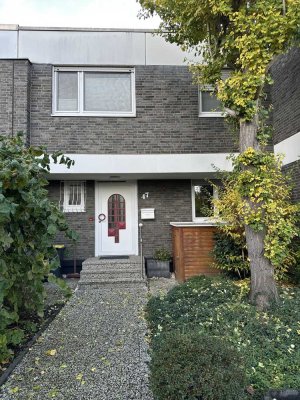 Charmantes Reihenhaus mit 4 Zimmern in Köln-Widdersdorf