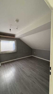 Gemütliche Wohnung 2OG (DG) in Dellwig Strandbad „Hesse“