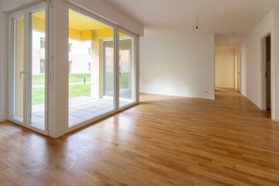 Wohnen im Grünen: Lichtdurchflutete 2-Zimmer-Wohnung mit eigenem Garten