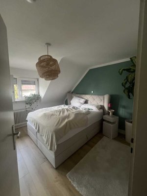 Gemütliche 2-Zimmer-Dachgeschosswohnung in Stuttgart-Degerloch