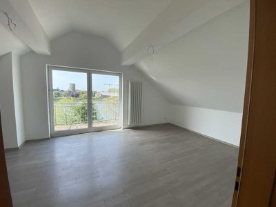 Hochwertige 2-Zimmer Wohnung mit Balkon und Blick auf den Rhein