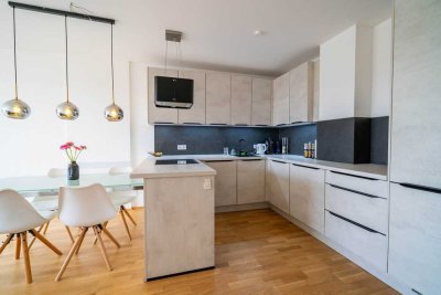 Helle 2-Zimmer-Wohnung mit hochwertiger Einbauküche