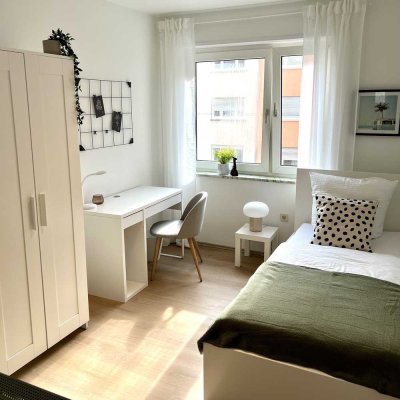 Für Studenten.NEUGRÜNDUNG 3´er Wohngemeinschaft. Erstbezug nach Sanierung! Vermietung pro Zimmer.