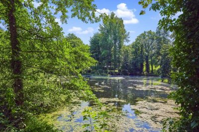 TRAUMHAFTE EIN ODER ZWEI NEUBAU-FAMILIEN-VILLA
MIT LUXUSAUSSTATTUNG IN BESTLAGE VON GRUNEWALD
