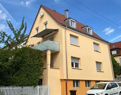 4-Zimmer Dachgeschosswohnung in Stuttgart-Zuffenhausen - Privat, ohne Makler