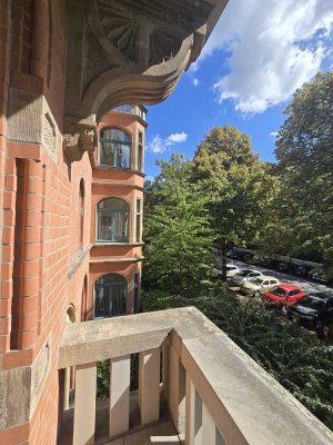 lichtdurchflutete 3-Zimmer-Altbauwohnung in Kassels Szeneviertel Vorderer Westen