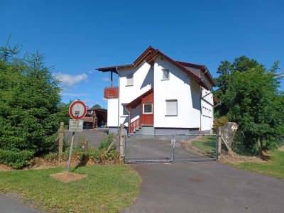Charmantes alleinstehendes Einfamilienhaus mit großem Garten