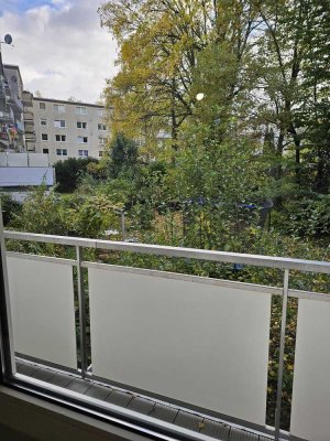 Renovierte 5 Zimmerwohnung, Wg geeignet,  Teilmöbiliert, befristet auf 1 Jahr