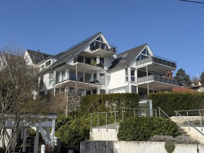 Stilvoll, elegant - neuwertige Eigentumswohnung in ruhiger Aussichtslage