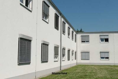 2-Zimmer-Wohnung mit Terrasse und Garage in guter Wohnlage