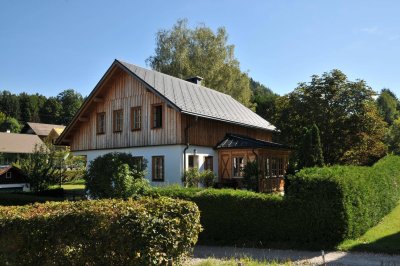 Top renoviertes Einfamilienhaus in malerischer Lage