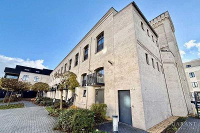 Bezugsfreie - sehr schöne 2 Zimmer-Wohnung an einem bedeutsamen Potsdamer Standort!