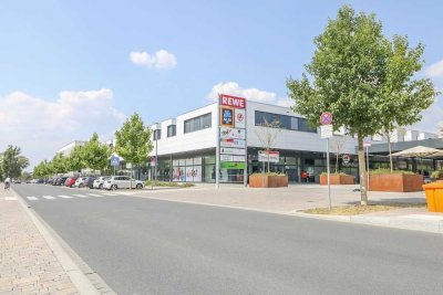 Lichtdurchflutete Eleganz mit großzügiger Terrasse und moderner Markenküche – jetzt entdecken!