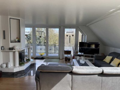 Außergewöhnliche, lichtdurchflutete exklusive 5-Zimmer-Maisonettewohnung in Grevenbroich - Stadtpark