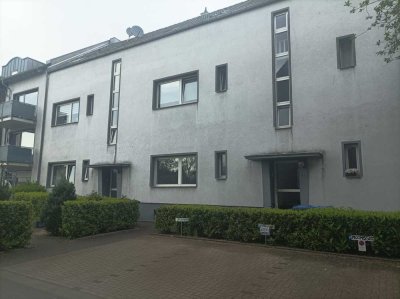 Schöne renovierte 2-Zimmer-Wohnung in Moers