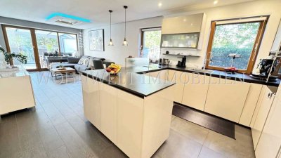 4 Zimmer-Erdgeschoß-Wohnung mit Wintergarten