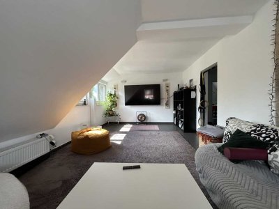 Volle möblierte 2,5-Zimmer-Wohnung in Stuttgart Sonnenberg