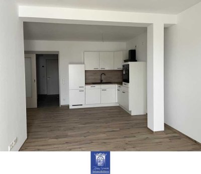 Liebevoll und modern sanierte Wohnung im Erstbezug! Balkon, Fußbodenheizung, Lift
