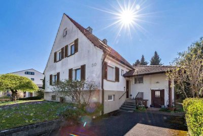 Einfamilienhaus mit Anbau auf einem wunderschönen großen Grundstück