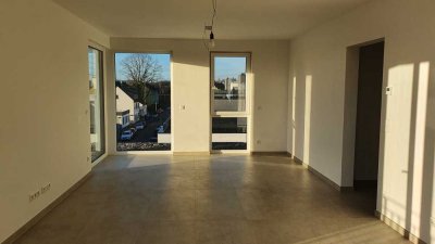 Lichtdurchflutetes Penthouse (81 m²) – Neubau 2022 – Balkon, Aufzug & Stellplatz – Solingen-Ohligs
