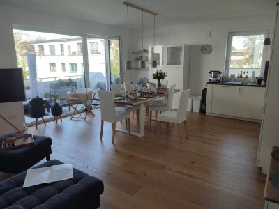Neuwertige 3-Zimmer Luxuswohnung mit Balkon im 1. OG in Memmingen Innenstadt