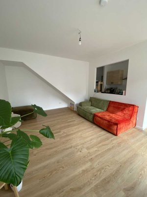Suche Untermieter für zwei Zimmer - Wohnung in Wedding Berlin  vom  1.07.25 - 30.06.26