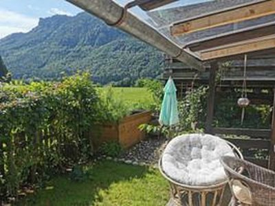 Stilvolle, kernsanierte Terrassenwohnung mit Kamin, Bergblick und Mietkaufoption