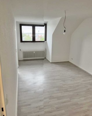 Gemütliche und ruhige 1-Zimmer-Dachgeschosswohnung in Heidelberg-Rohrbach