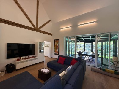 Luxus-Landhaus Erstbezug 2025 | 208 m² | 2.500 m² Grund | Vollmöbliert | Wintergarten | 4 Terrassen