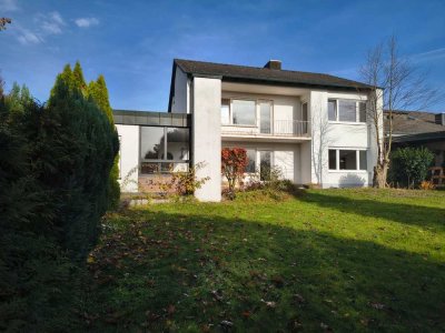 Großes Einfamilienhaus (6,5 Zimmer) mit Garten & EBK in Aichach