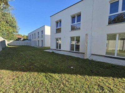 MODERN, MASSIV UND HOCHWERTIG VOM BAUMEISTER
