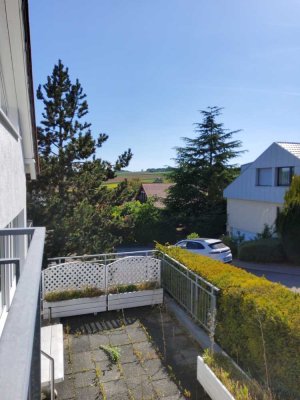 EINZIGARTIG: Wohnung-(en) im EG mit 2 Garagenplätzen in kleiner Wohneinheit