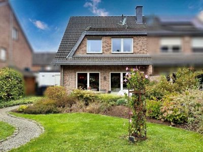 Top gepflegte und energiesparende Doppelhaushälfte in heiß begehrter, familienfreundlicher Lage